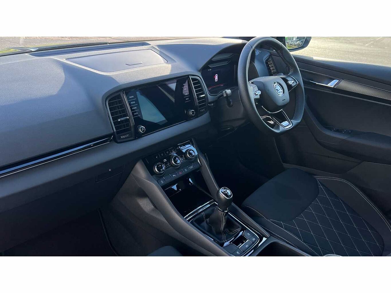 SKODA KAROQ 1.5 TSI Sportline 5dr