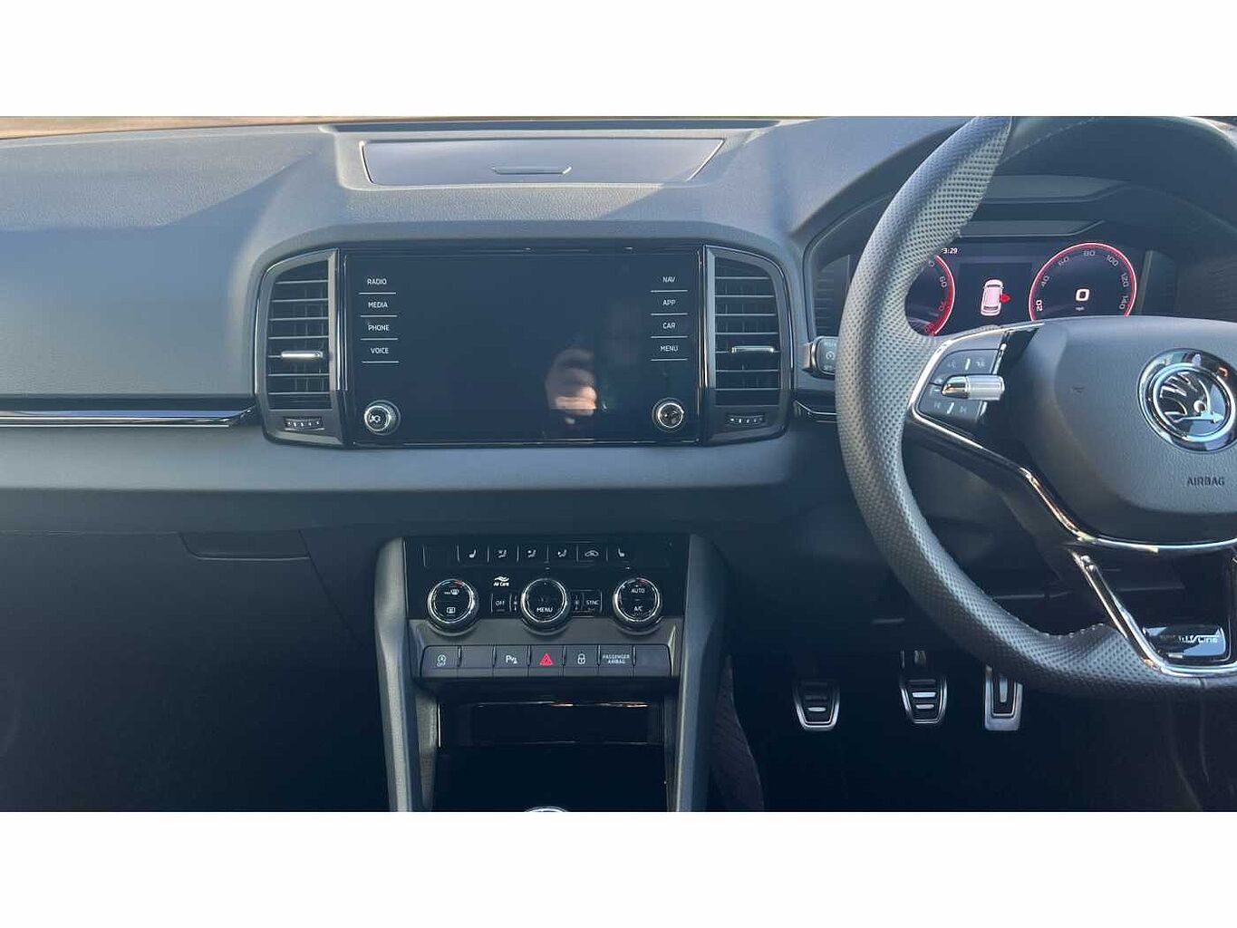 SKODA KAROQ 1.5 TSI Sportline 5dr