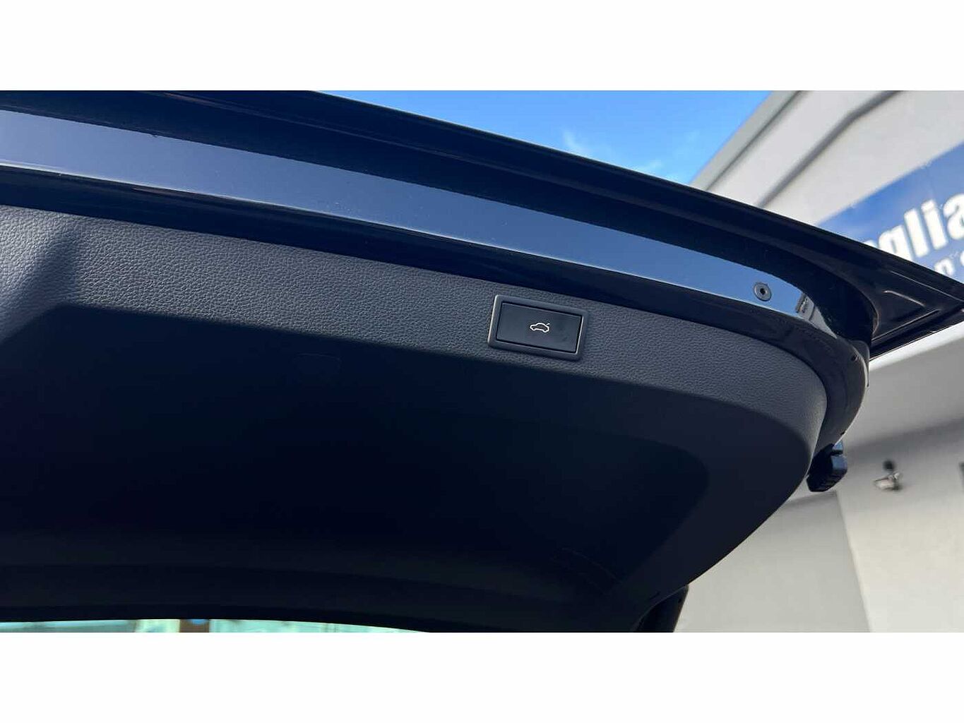 SKODA KAROQ 1.5 TSI Sportline 5dr