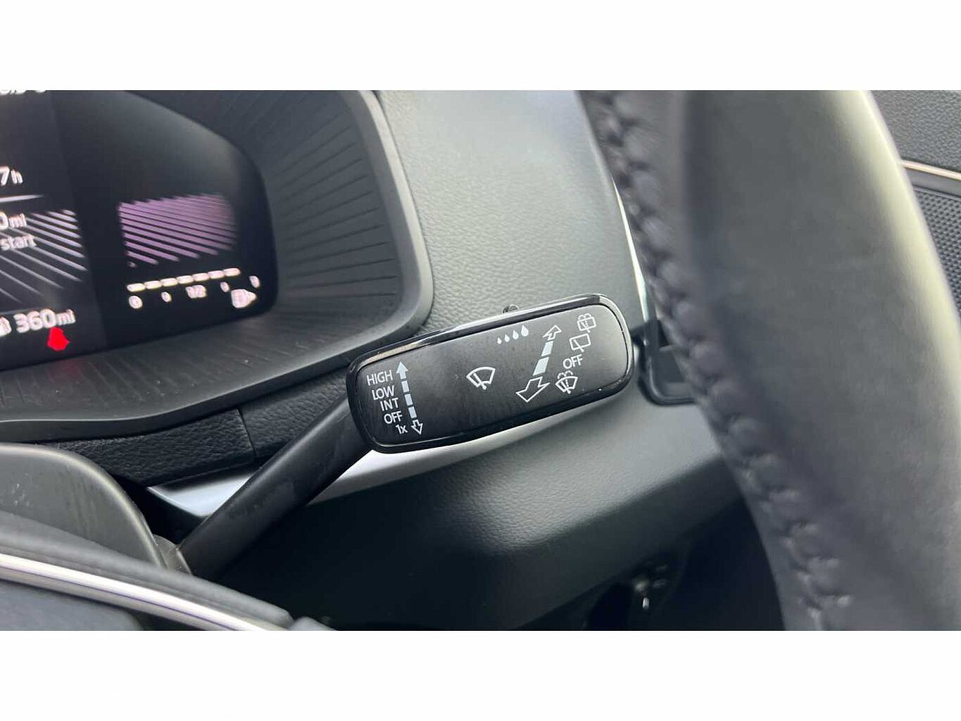 SKODA KAROQ 1.5 TSI SE Drive 5dr DSG